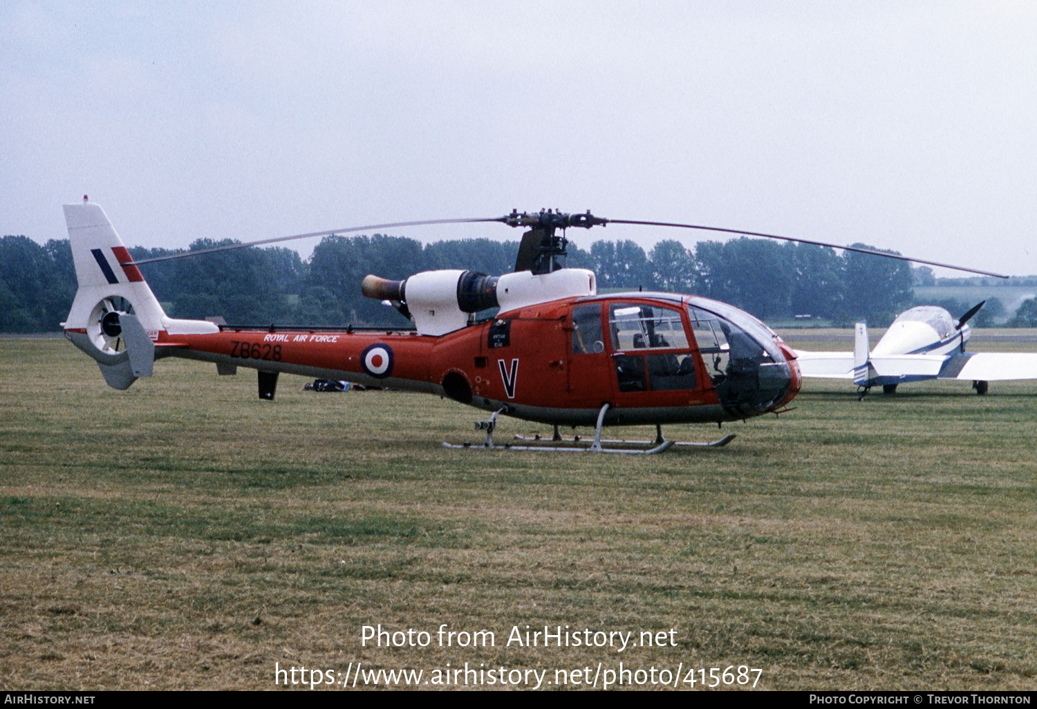 Aircraft Photo of ZB628 | Aerospatiale SA-341D Gazelle HT3 | UK - Air Force | AirHistory.net #415687