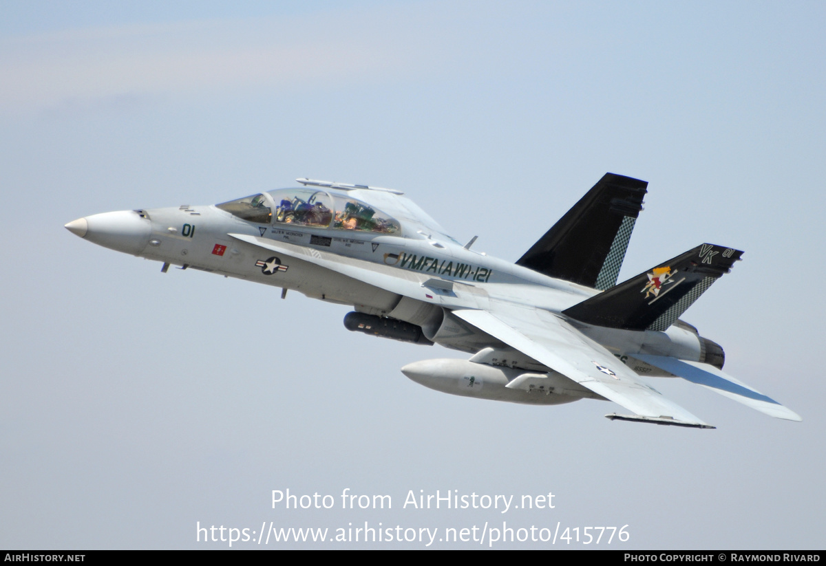 Aircraft Photo of 165527 | McDonnell Douglas F/A-18D Hornet | USA - Marines | AirHistory.net #415776