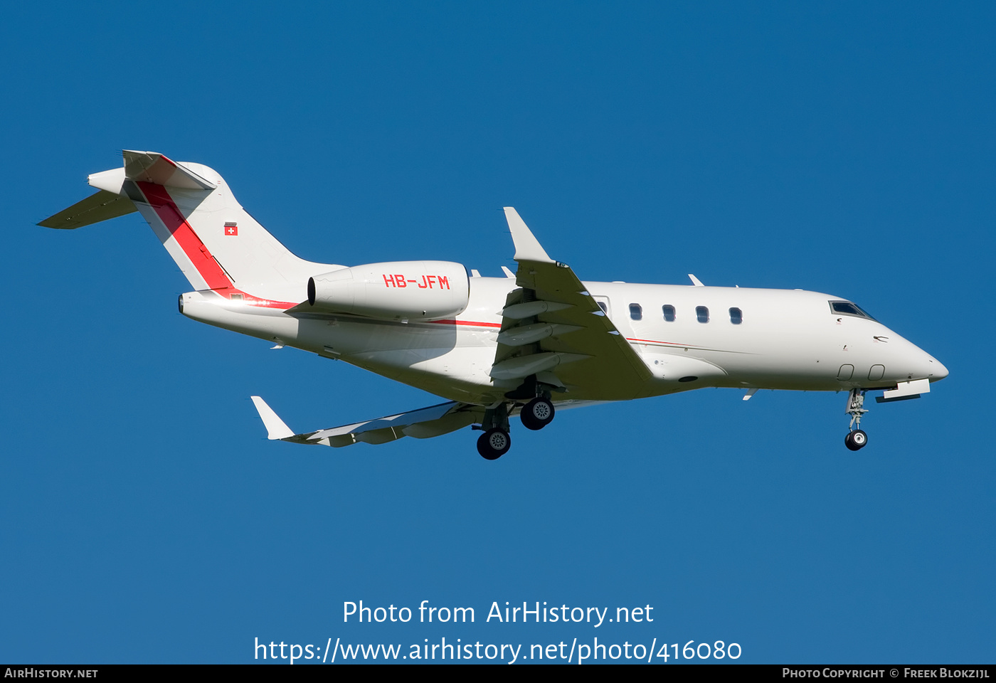 Aircraft Photo of HB-JFM | Bombardier Challenger 300 (BD-100-1A10) | AirHistory.net #416080