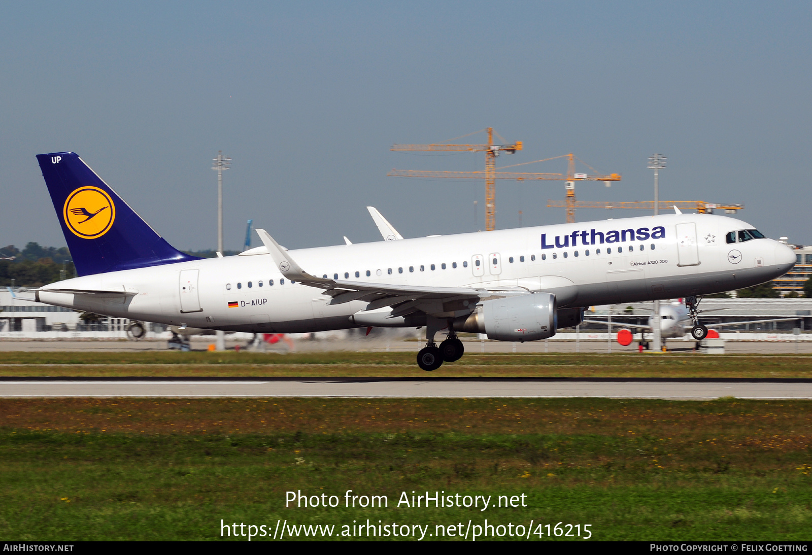 Aircraft Photo of D-AIUP | Airbus A320-214 | Lufthansa | AirHistory.net #416215