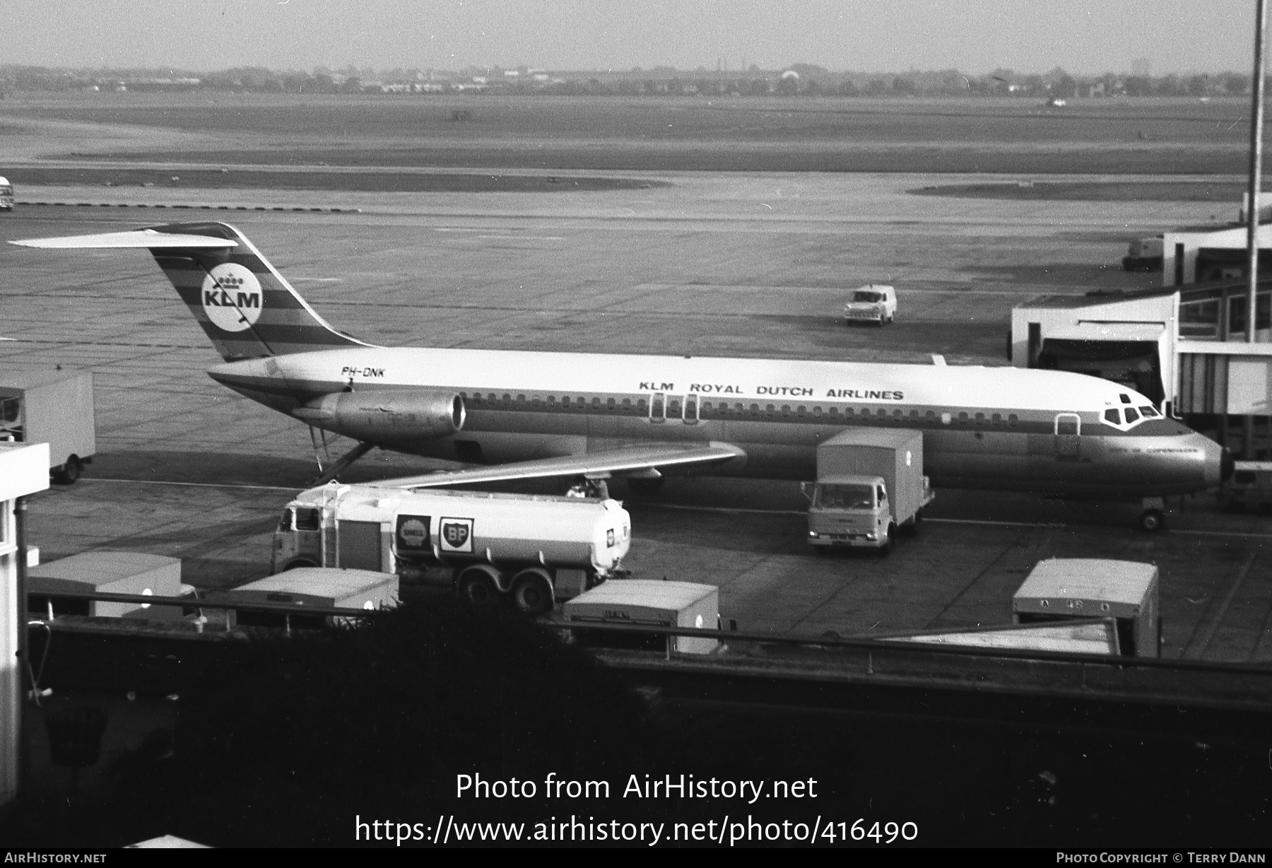 Aircraft Photo of PH-DNK | McDonnell Douglas DC-9-32 | KLM - Royal Dutch Airlines | AirHistory.net #416490