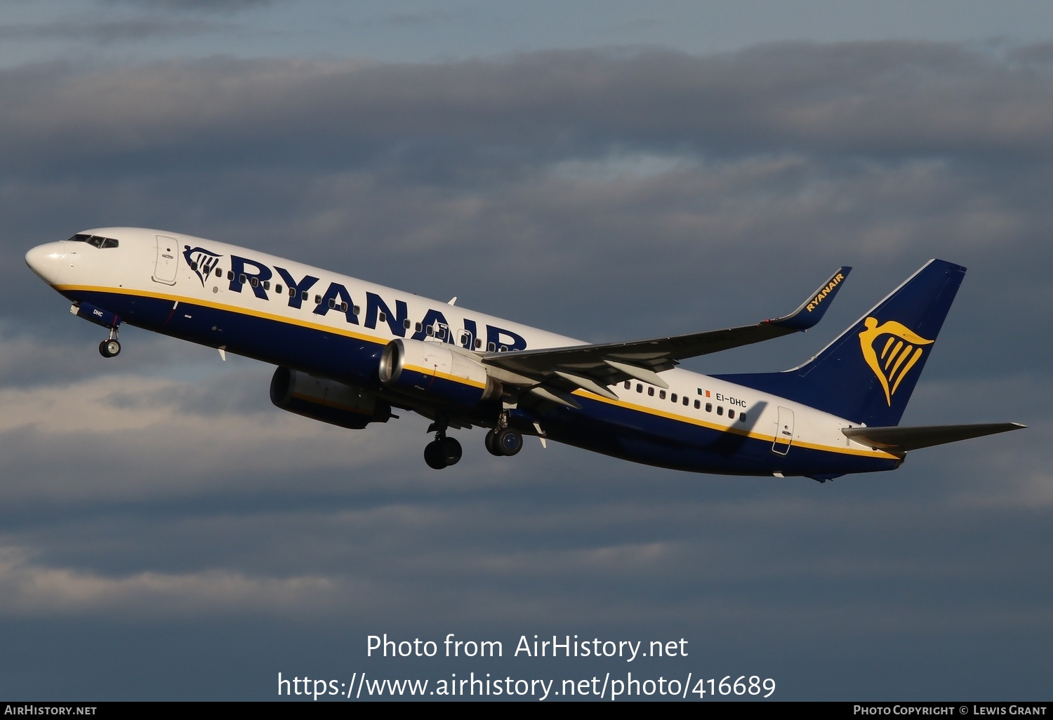 Aircraft Photo of EI-DHC | Boeing 737-8AS | Ryanair | AirHistory.net #416689