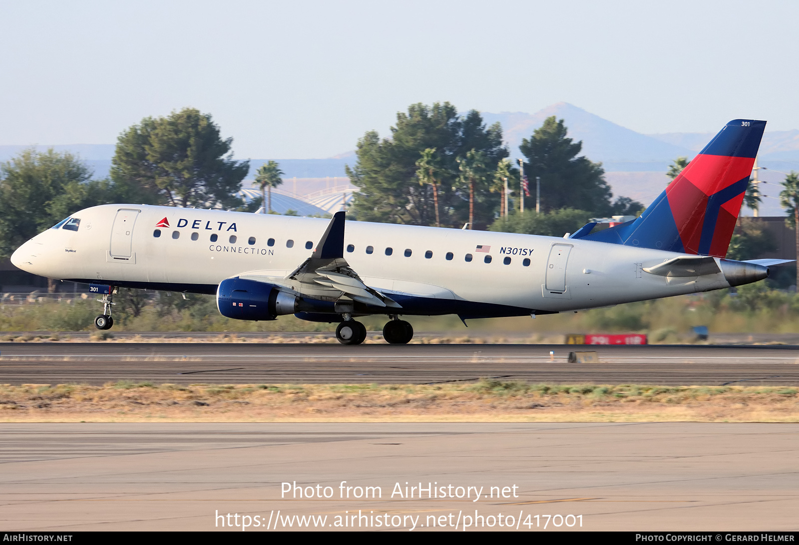 Aircraft Photo of N301SY | Embraer 175LL (ERJ-170-200LL) | Delta Connection | AirHistory.net #417001