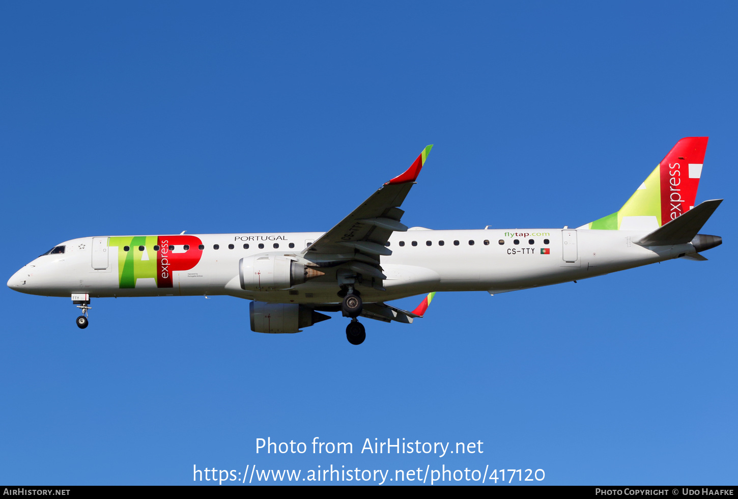 Aircraft Photo of CS-TTY | Embraer 195AR (ERJ-190-200IGW) | TAP Portugal Express | AirHistory.net #417120