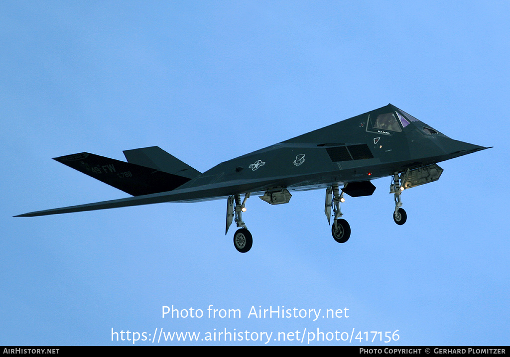 Aircraft Photo of 80-0788 / AF80-788 | Lockheed F-117A Nighthawk | USA - Air Force | AirHistory.net #417156