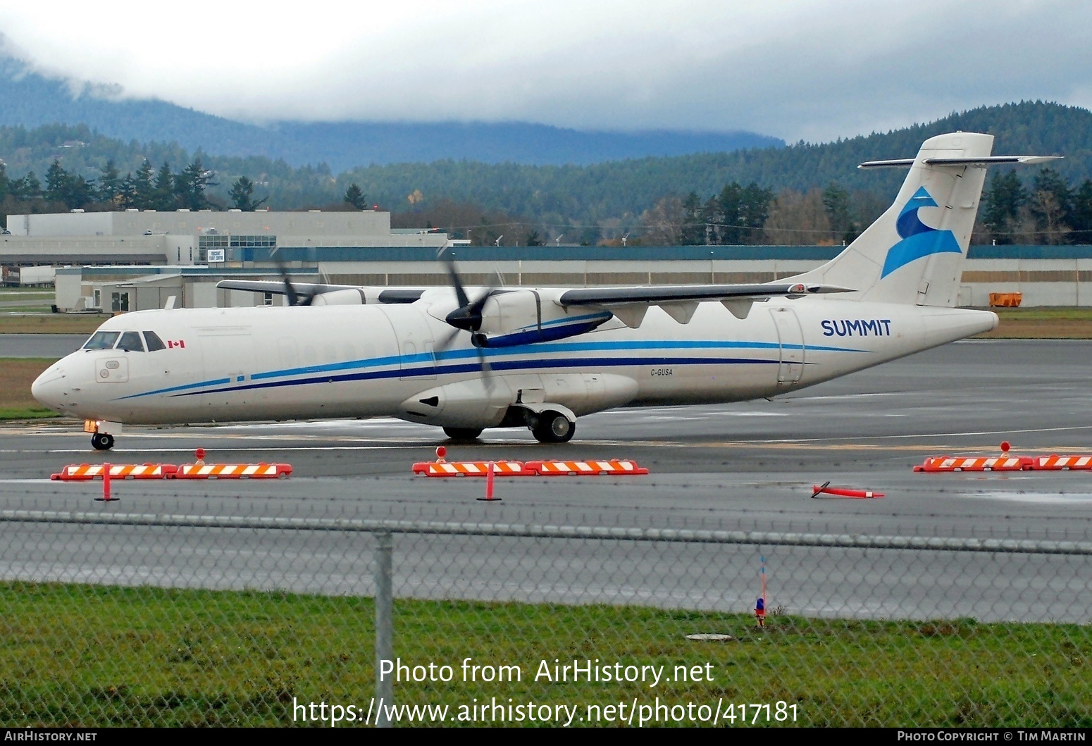 Aircraft Photo of C-GUSA | ATR ATR-72-202/F | Summit Air | AirHistory.net #417181