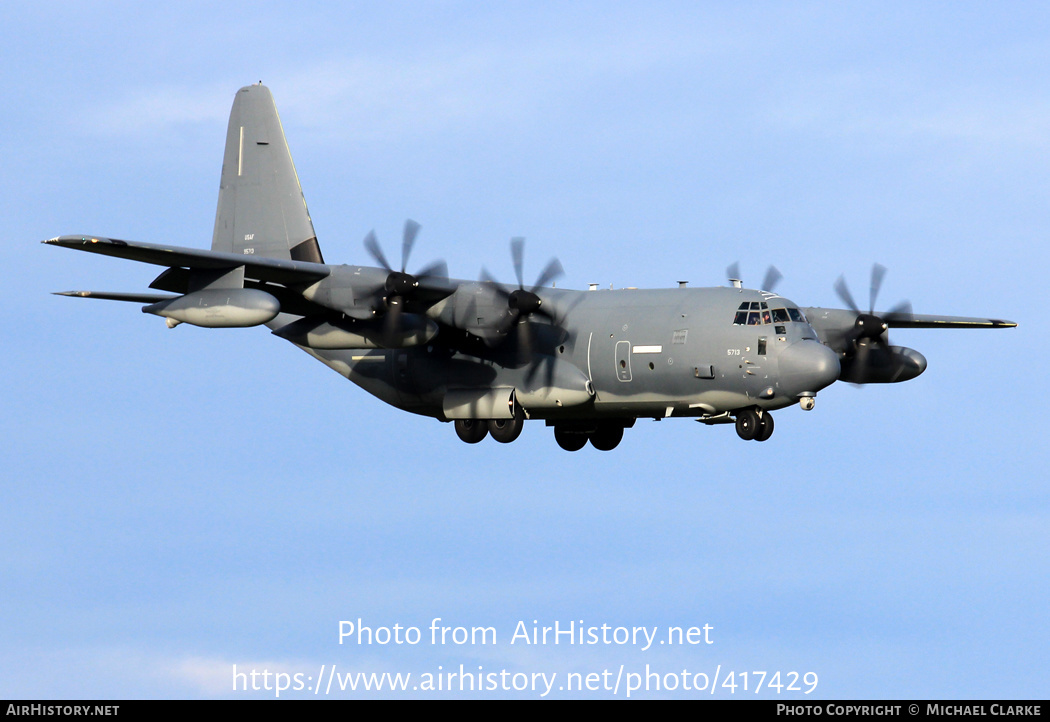 Aircraft Photo of 09-5713 / 95713 | Lockheed Martin MC-130J Commando II (L-382) | USA - Air Force | AirHistory.net #417429