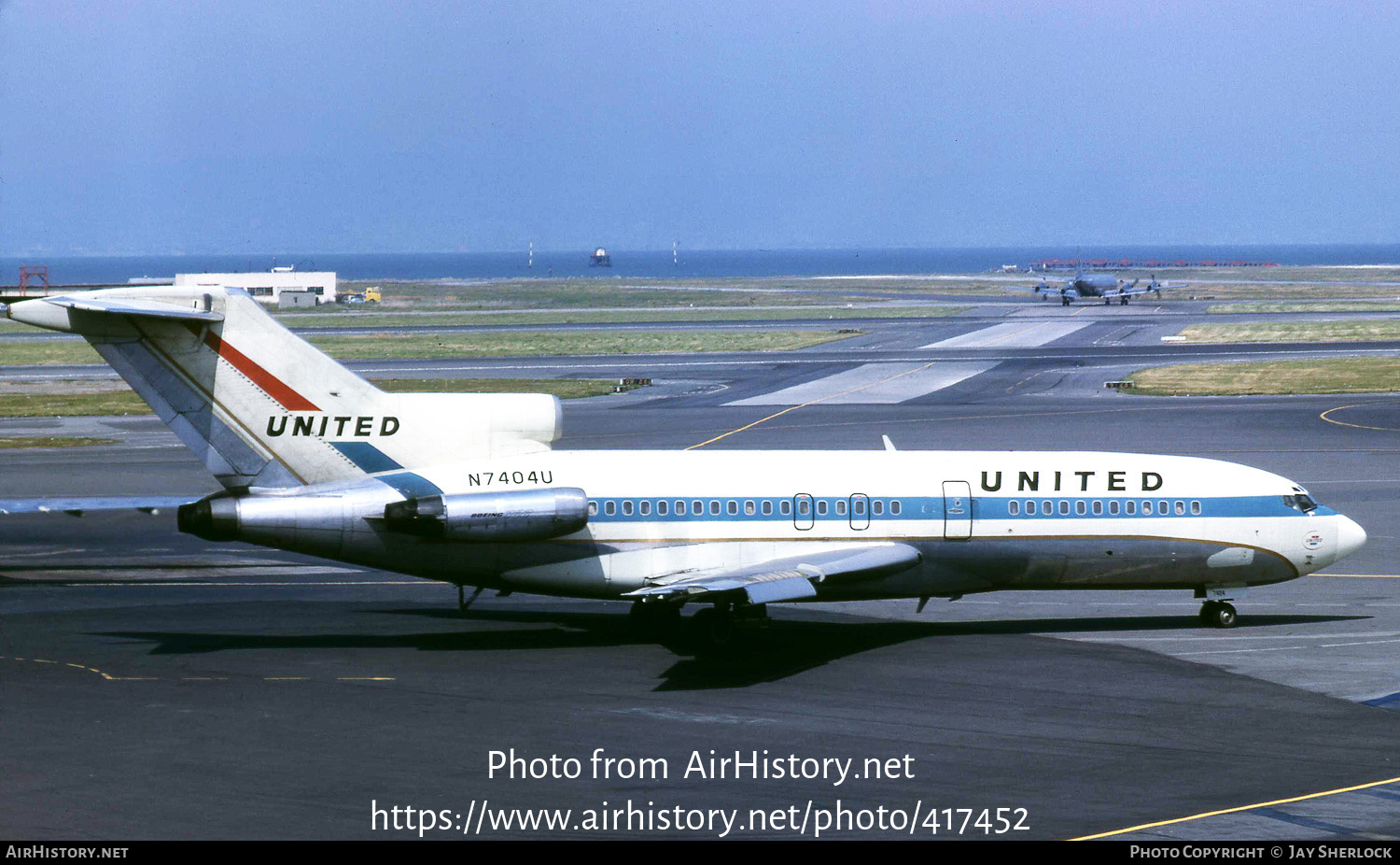 Aircraft Photo of N7404U | Boeing 727-22C | United Air Lines | AirHistory.net #417452