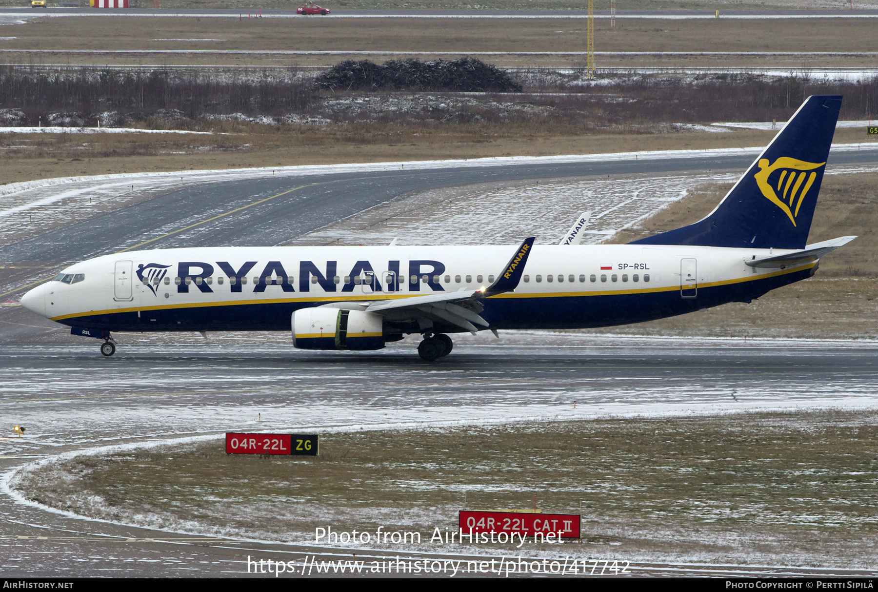 Aircraft Photo of SP-RSL | Boeing 737-800 | Ryanair | AirHistory.net #417742