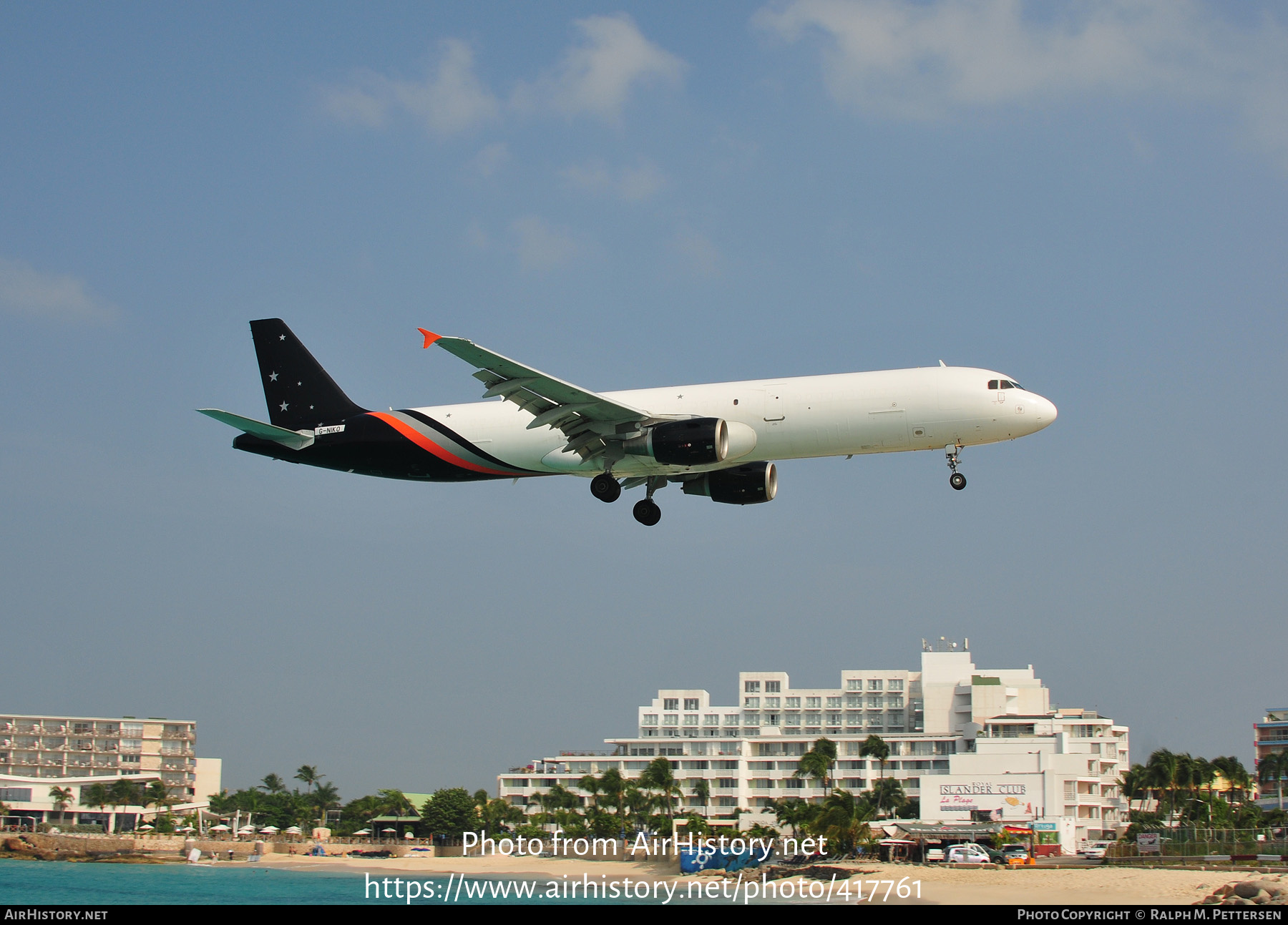 Aircraft Photo of G-NIKO | Airbus A321-211/P2F | AirHistory.net #417761