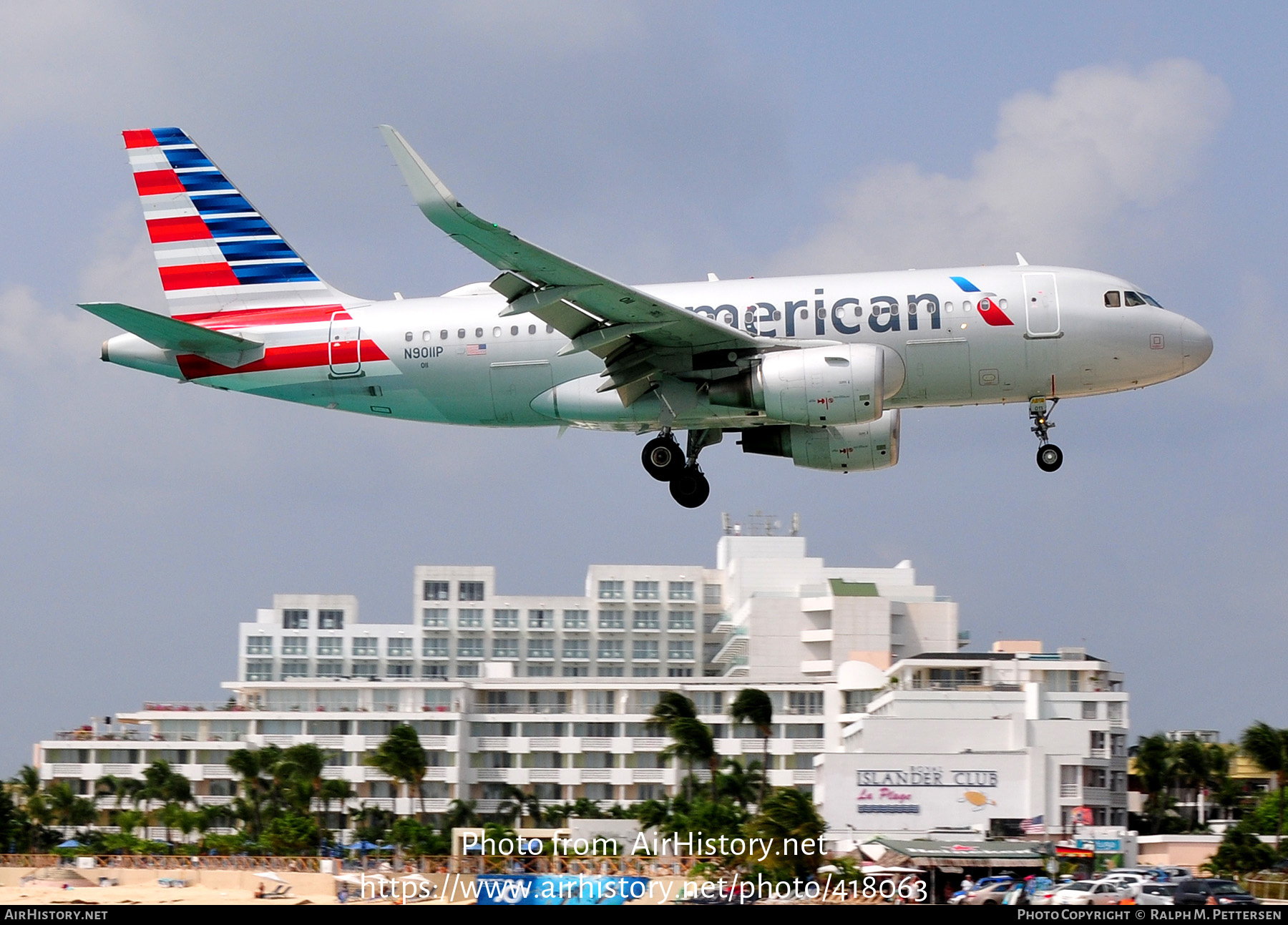 Aircraft Photo of N9011P | Airbus A319-115 | American Airlines | AirHistory.net #418063