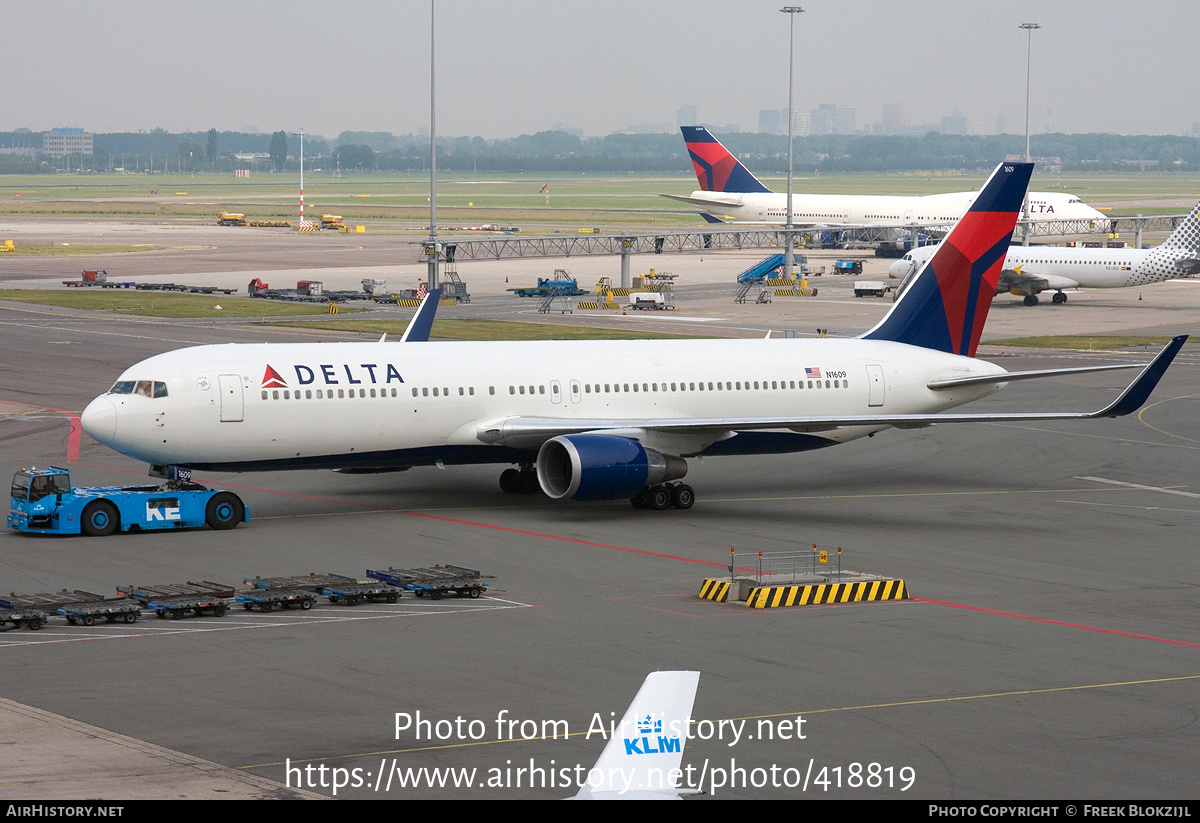 Aircraft Photo of N1609 | Boeing 767-332/ER | Delta Air Lines | AirHistory.net #418819