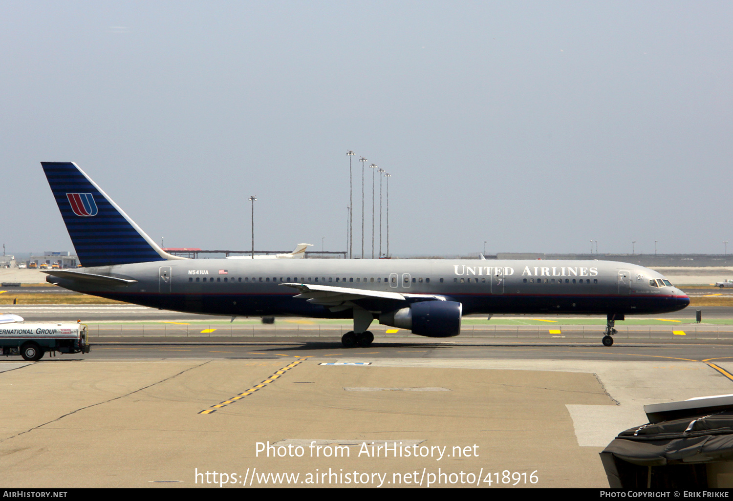 Aircraft Photo of N541UA | Boeing 757-222 | United Airlines | AirHistory.net #418916