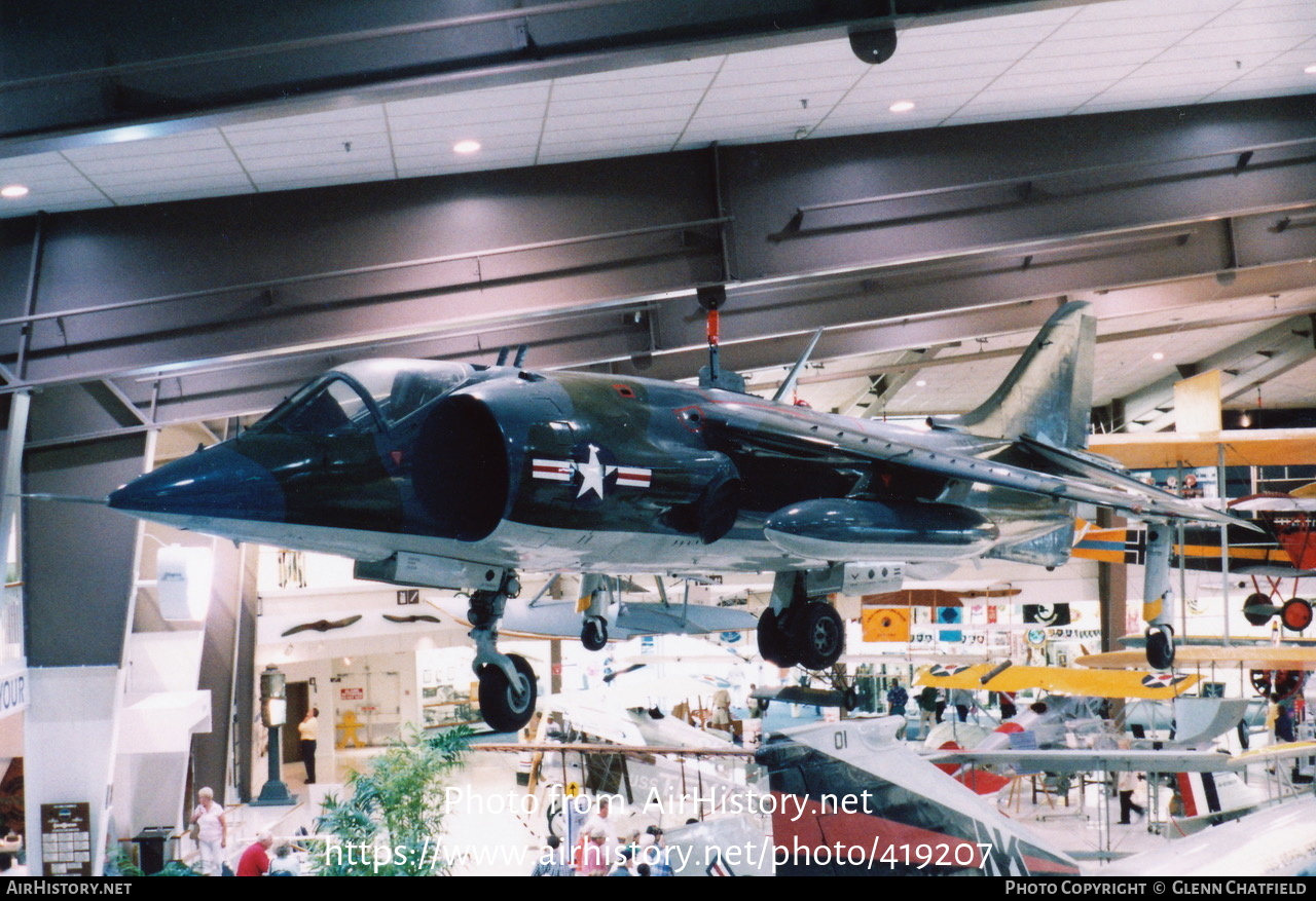 Aircraft Photo of 158975 | Hawker Siddeley AV-8C Harrier | USA - Marines | AirHistory.net #419207