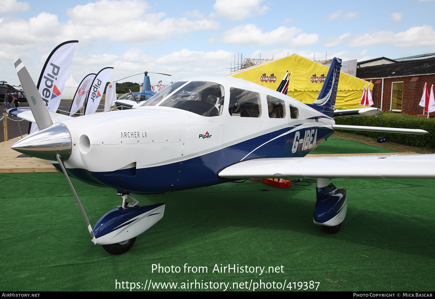 Aircraft Photo of G-IBEA | Piper PA-28-181 Archer III | AirHistory.net #419387