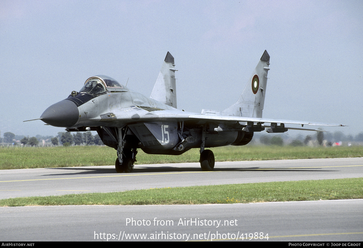 Aircraft Photo of 15 | Mikoyan-Gurevich MiG-29 (9-13) | Bulgaria - Air Force | AirHistory.net #419884