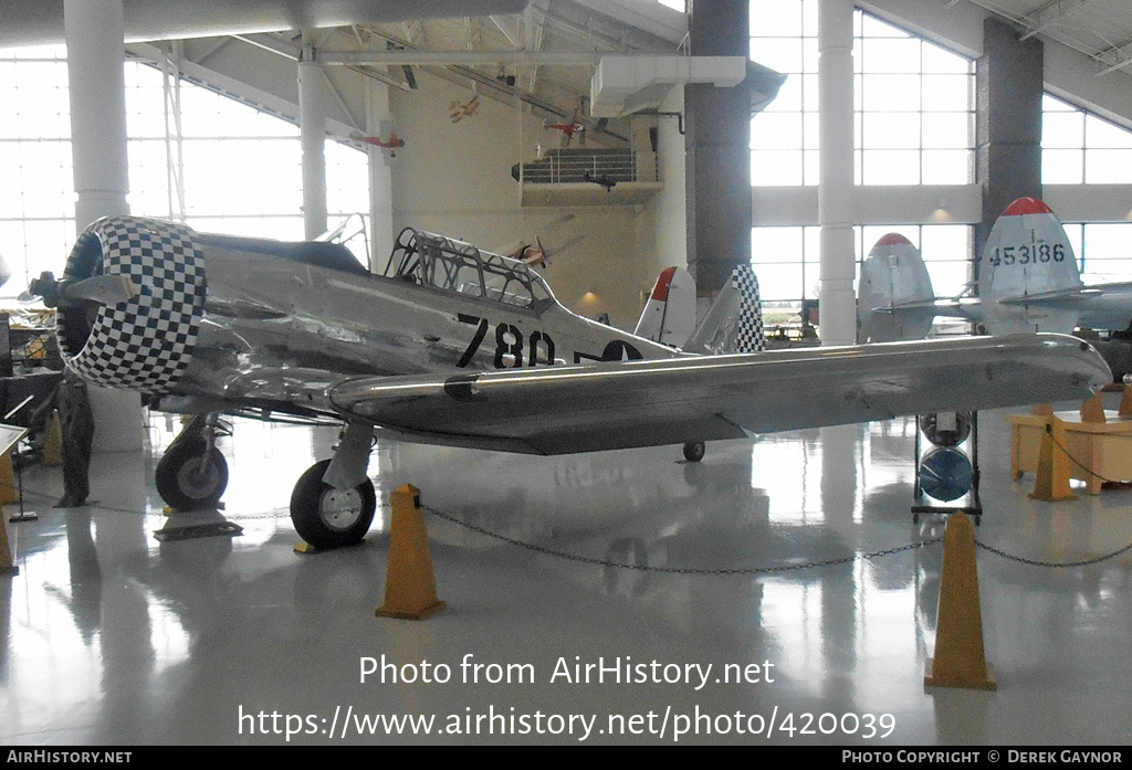 Aircraft Photo of 42-43973 / N33CC | North American SNJ-4 Texan | USA - Air Force | AirHistory.net #420039