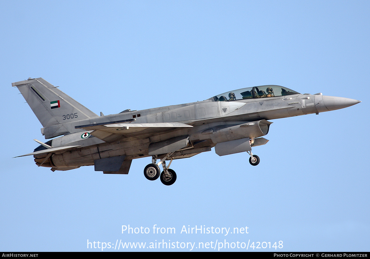 Aircraft Photo of 3005 | Lockheed Martin F-16F Fighting Falcon | United Arab Emirates - Air Force | AirHistory.net #420148