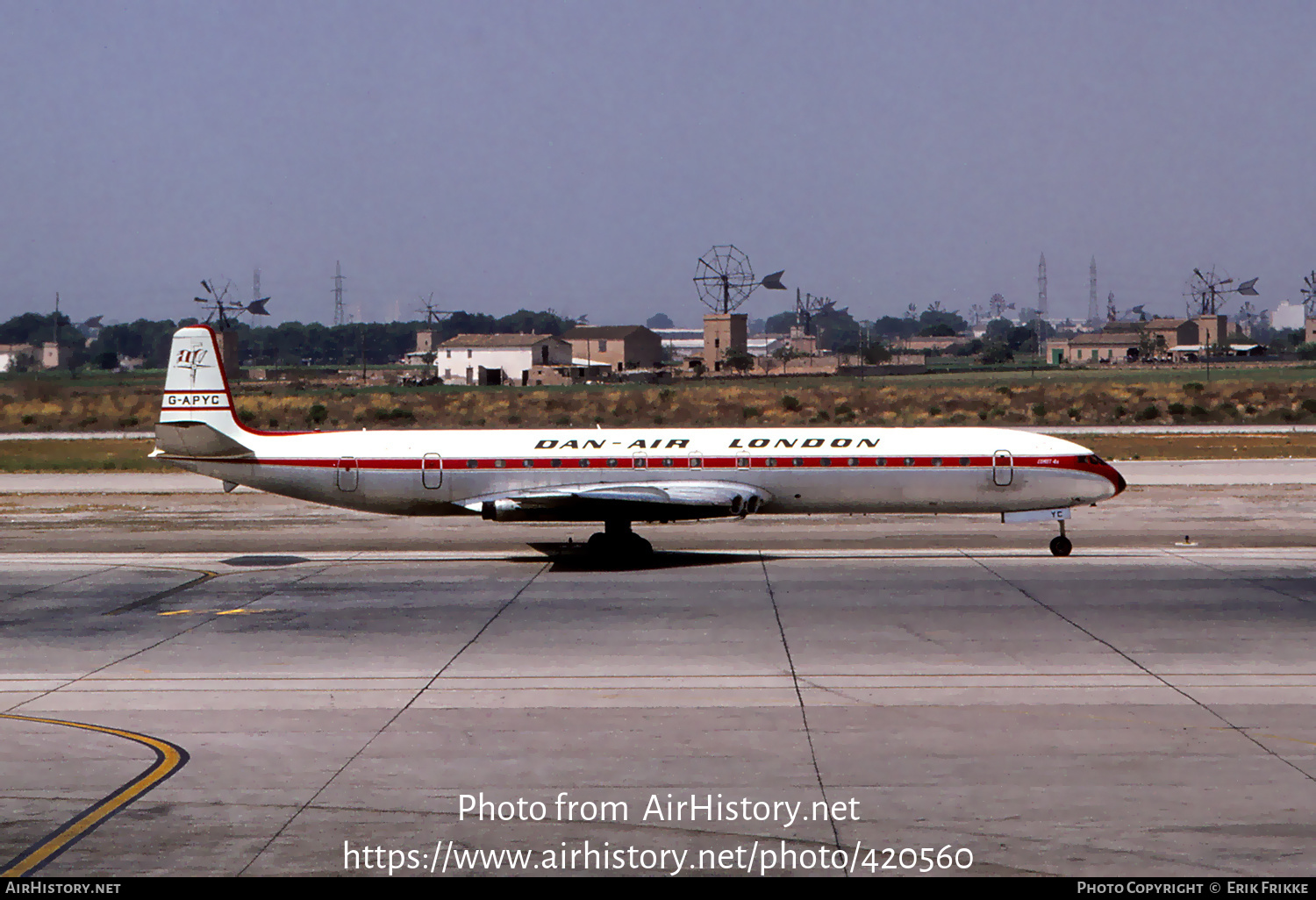 Aircraft Photo of G-APYC | De Havilland D.H. 106 Comet 4B | Dan-Air London | AirHistory.net #420560