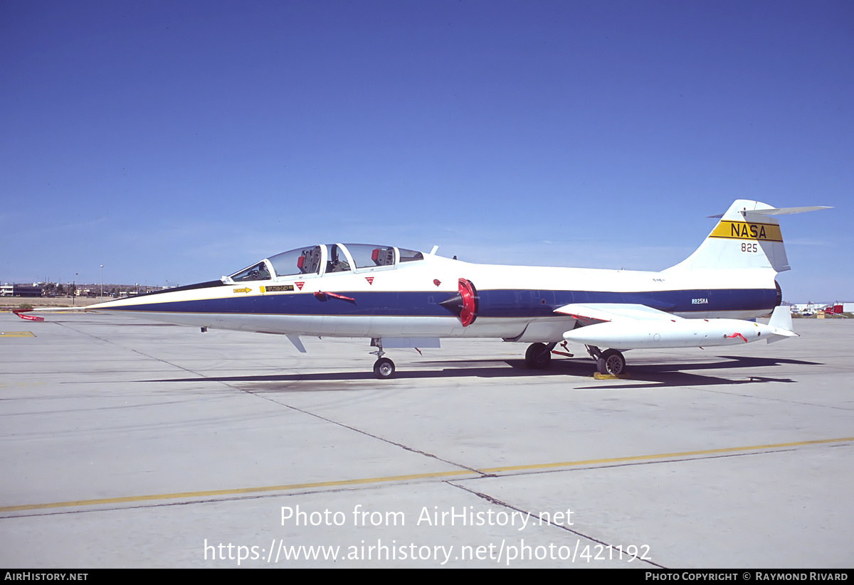 Aircraft Photo of N825NA / NASA 825 | Lockheed TF-104G Starfighter | NASA - National Aeronautics and Space Administration | AirHistory.net #421192