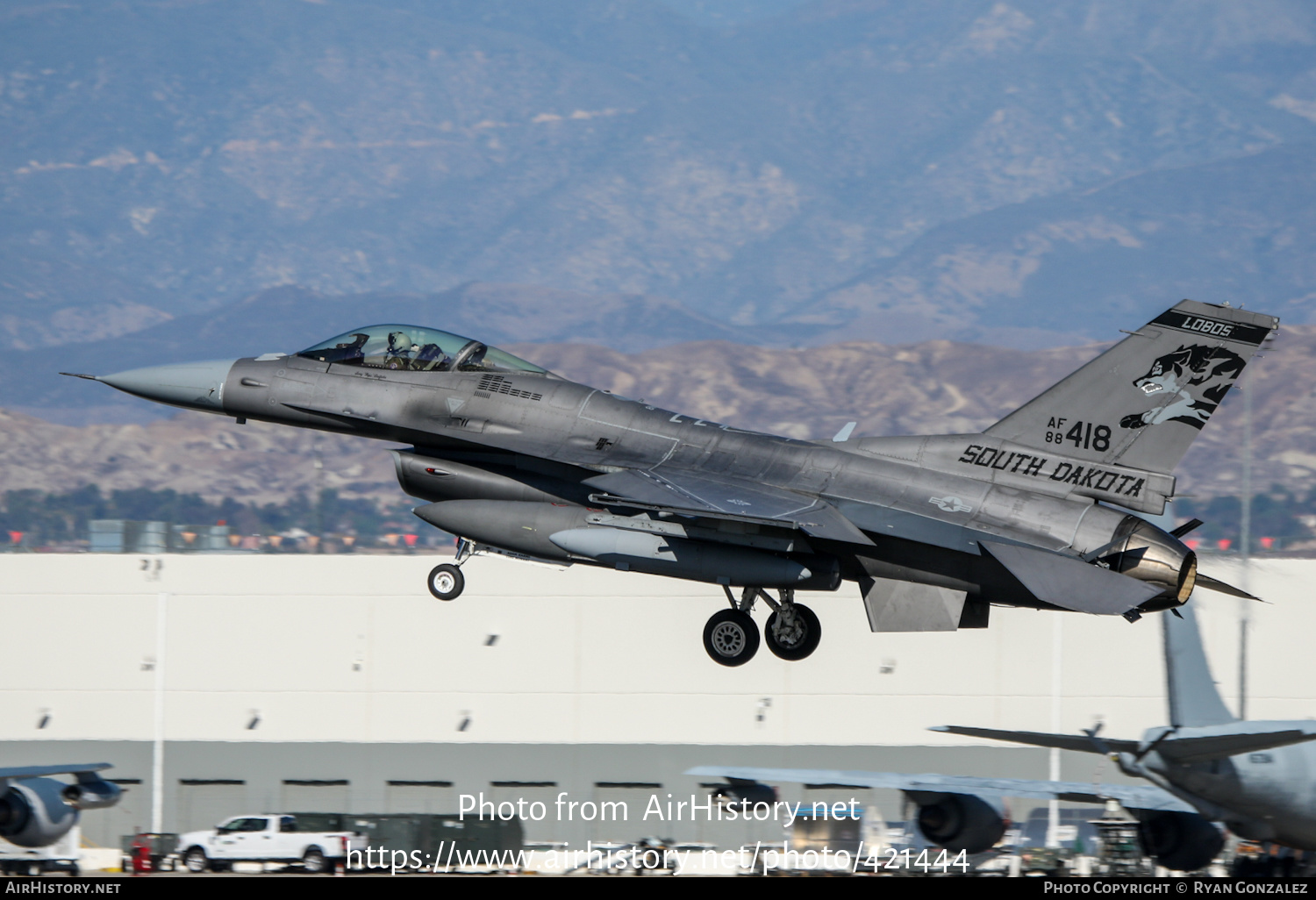 Aircraft Photo of 88-0418 / AF88-418 | General Dynamics F-16CG Night Falcon | USA - Air Force | AirHistory.net #421444