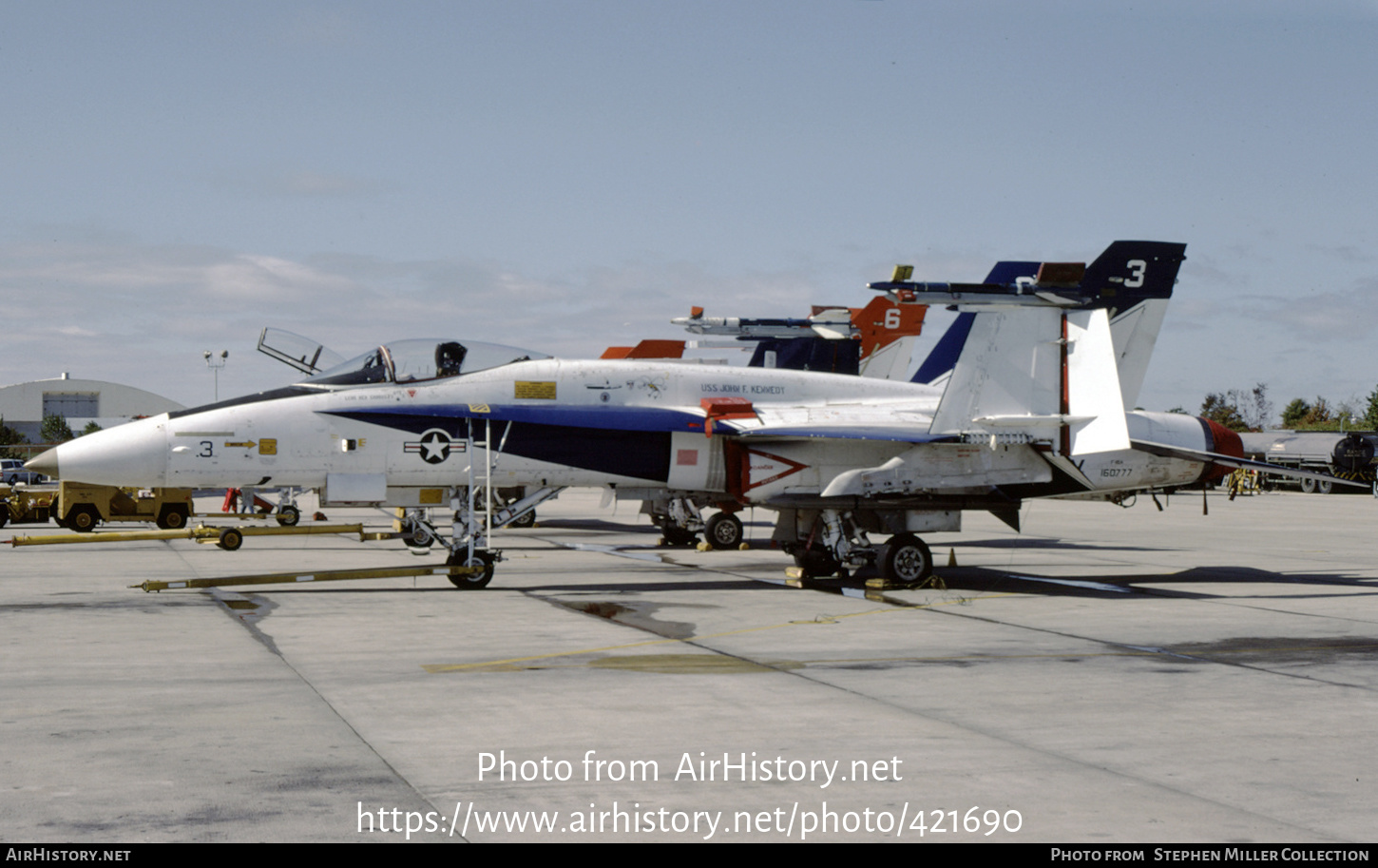 Aircraft Photo of 160777 | McDonnell Douglas F/A-18A Hornet | USA - Navy | AirHistory.net #421690