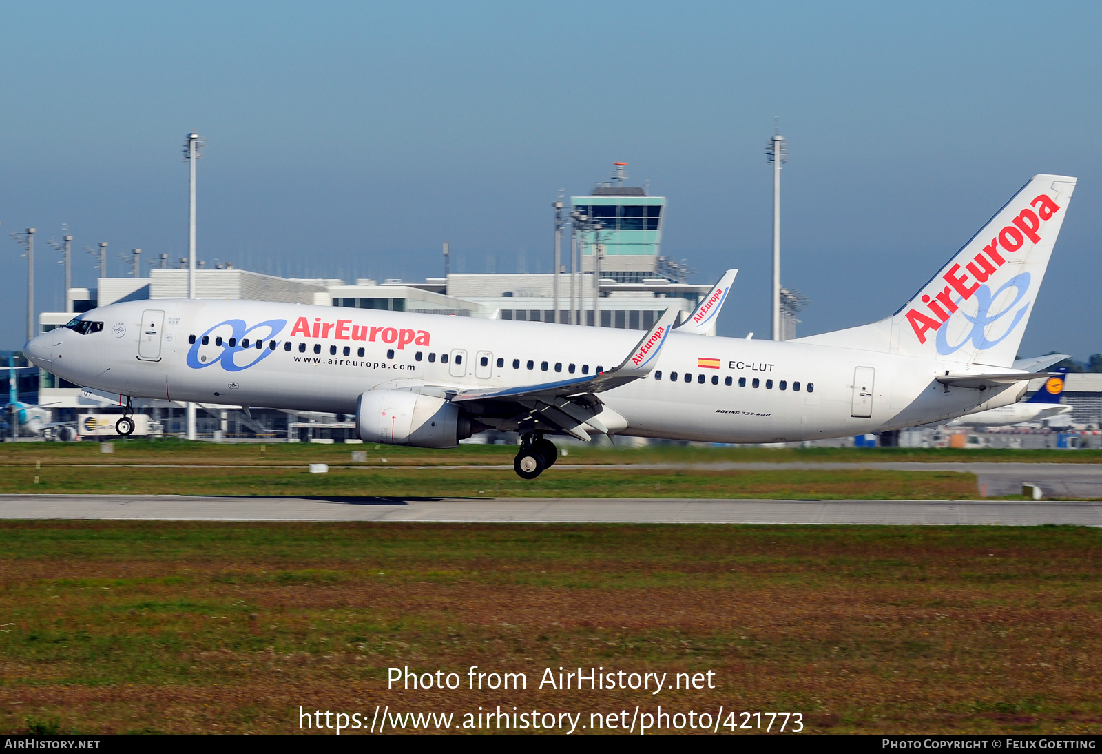 Aircraft Photo of EC-LUT | Boeing 737-85P | Air Europa | AirHistory.net #421773