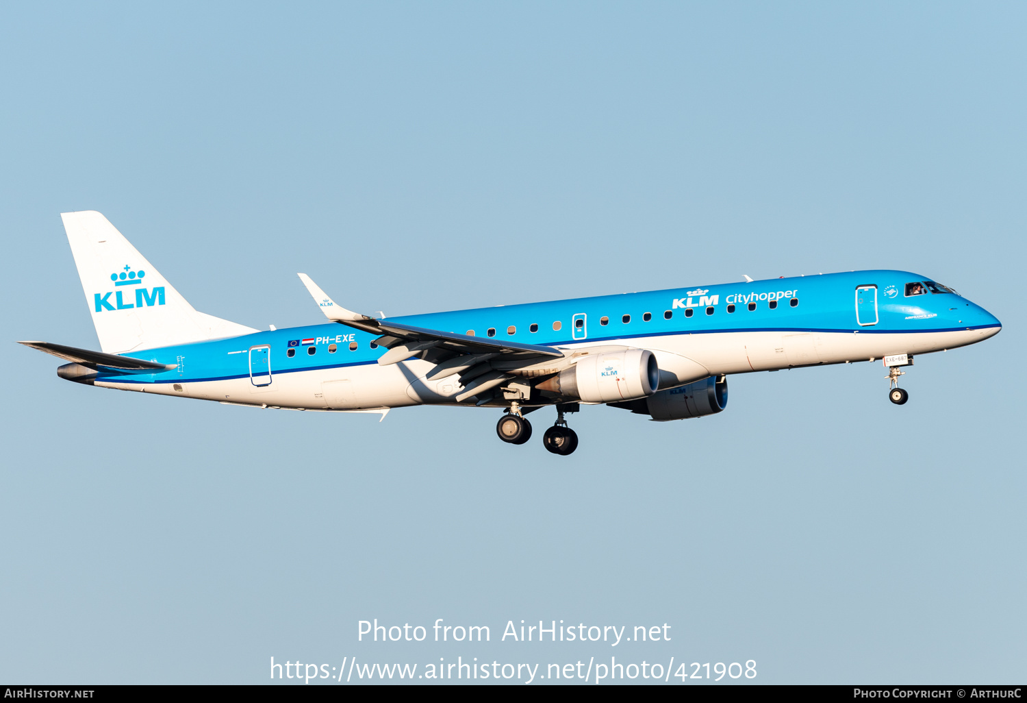 Aircraft Photo of PH-EXE | Embraer 190STD (ERJ-190-100STD) | KLM Cityhopper | AirHistory.net #421908