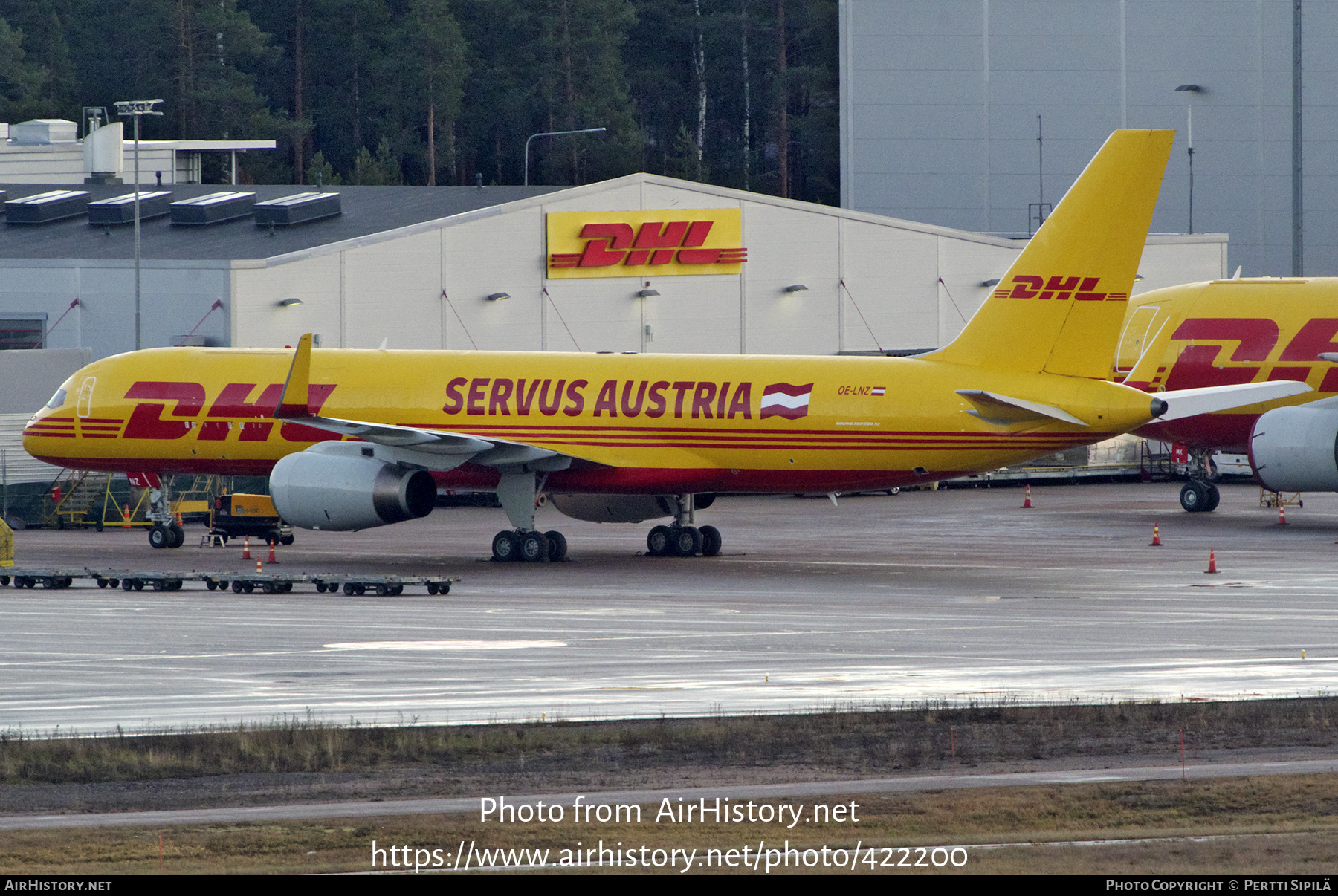 Aircraft Photo of OE-LNZ | Boeing 757-223(PCF) | DHL International | AirHistory.net #422200