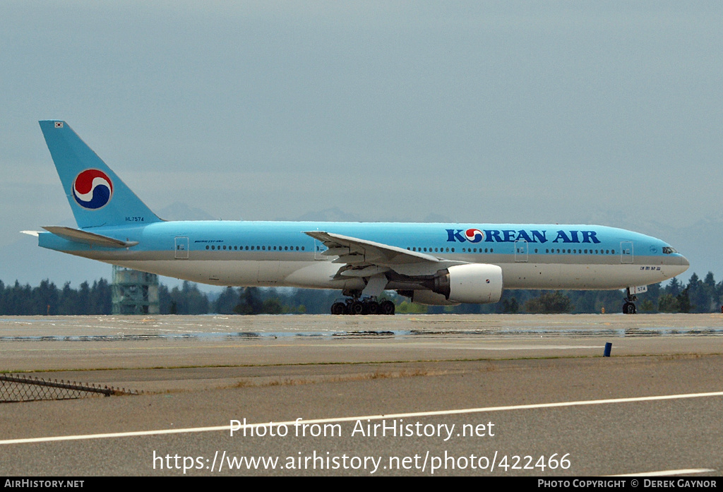 Aircraft Photo of HL7574 | Boeing 777-2B5/ER | Korean Air | AirHistory.net #422466