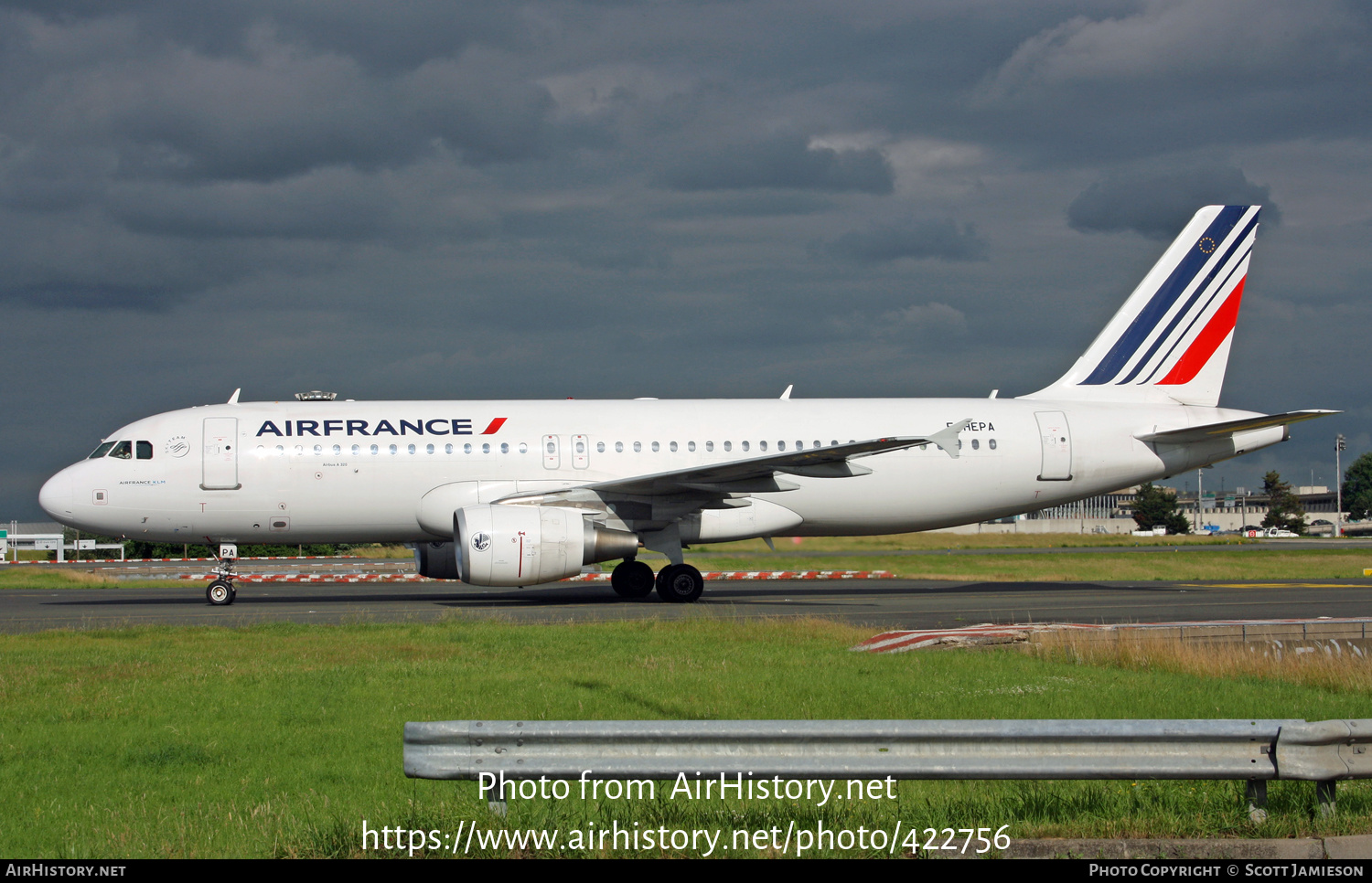 Aircraft Photo of F-HEPA | Airbus A320-214 | Air France | AirHistory.net #422756