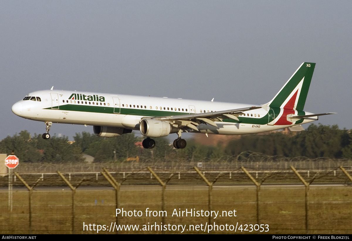 Aircraft Photo of EI-IXG | Airbus A321-112 | Alitalia | AirHistory.net #423053