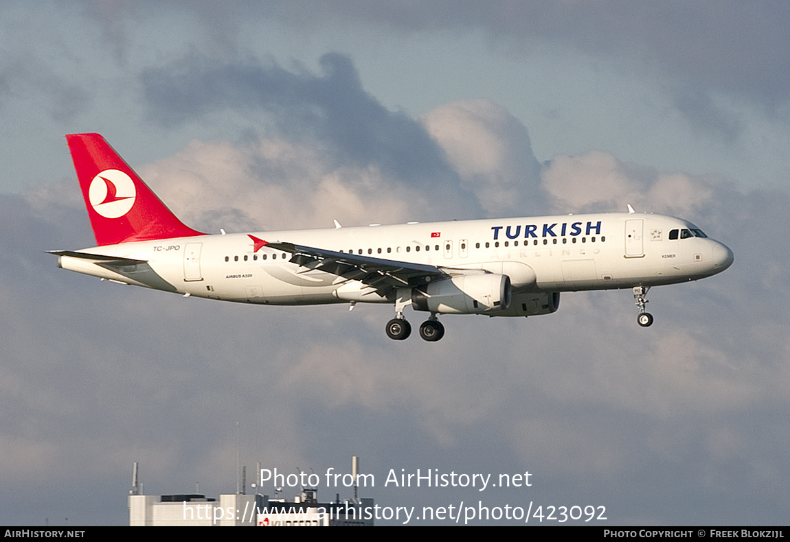 Aircraft Photo of TC-JPO | Airbus A320-232 | Turkish Airlines | AirHistory.net #423092