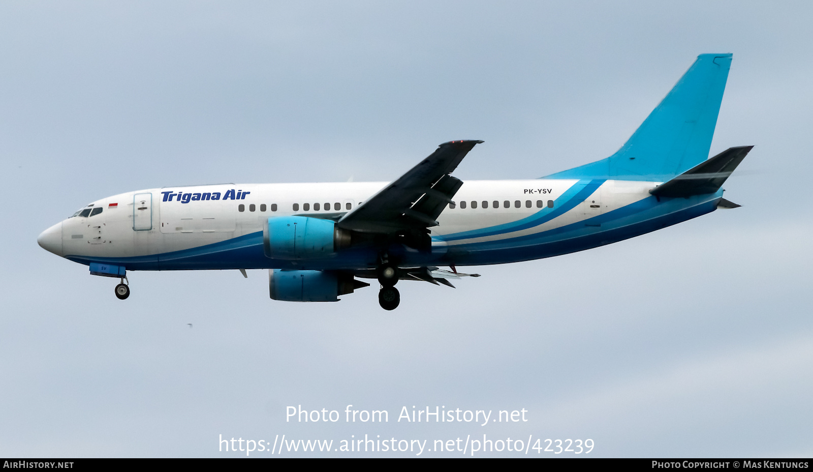 Aircraft Photo of PK-YSV | Boeing 737-330(QC) | Trigana Air | AirHistory.net #423239