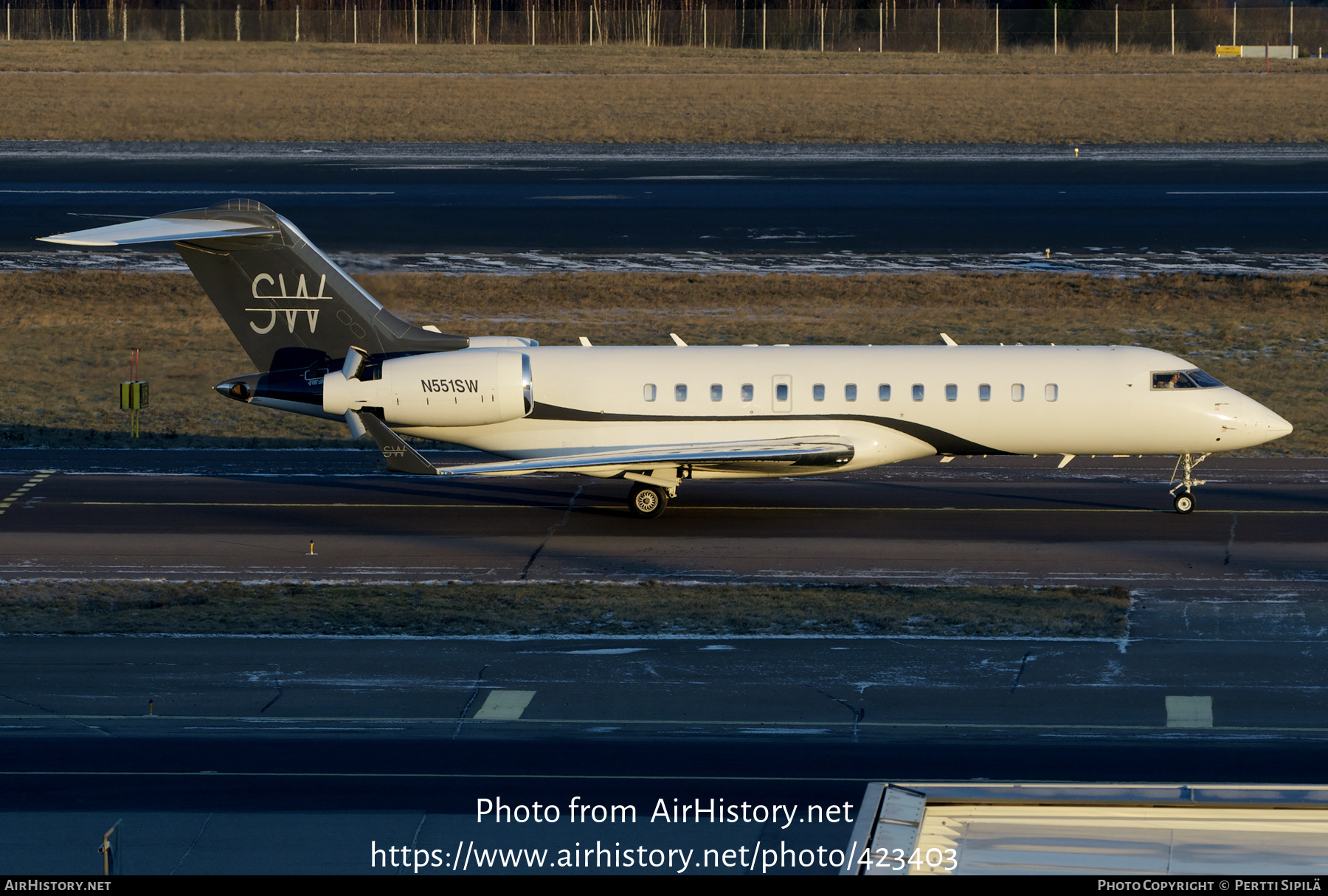 Aircraft Photo of N551SW | Bombardier Global Express (BD-700-1A10) | AirHistory.net #423403