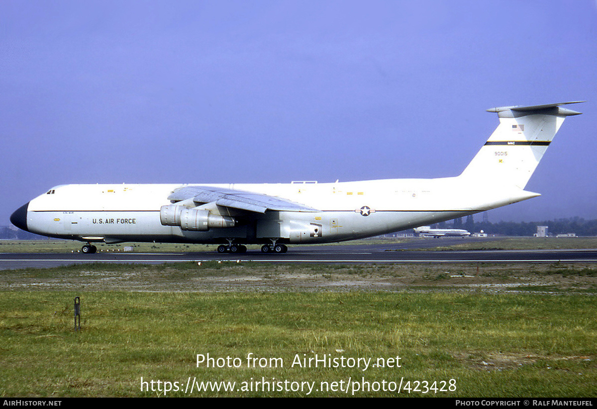 Aircraft Photo of 69-0015 / 90015 | Lockheed C-5A Galaxy (L-500) | USA - Air Force | AirHistory.net #423428