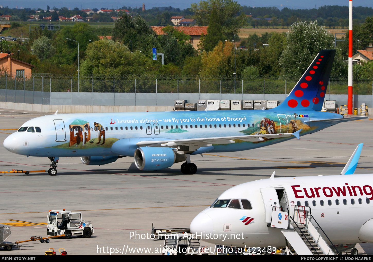 Aircraft Photo of OO-SNE | Airbus A320-214 | Brussels Airlines | AirHistory.net #423483