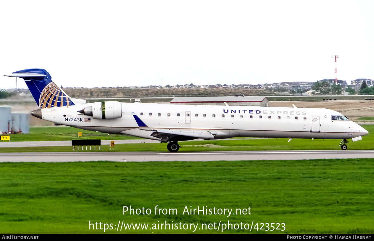 Aircraft Photo of N724SK | Bombardier CRJ-700 (CL-600-2C10) | United Express | AirHistory.net #423523