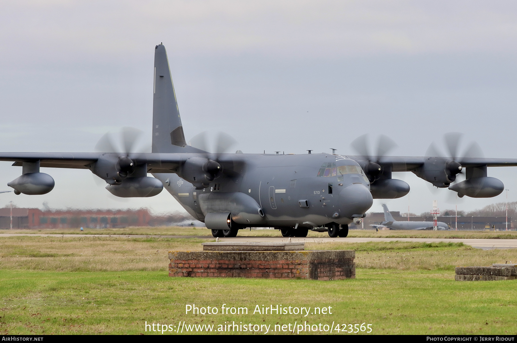 Aircraft Photo of 09-5713 / 95713 | Lockheed Martin MC-130J Commando II (L-382) | USA - Air Force | AirHistory.net #423565