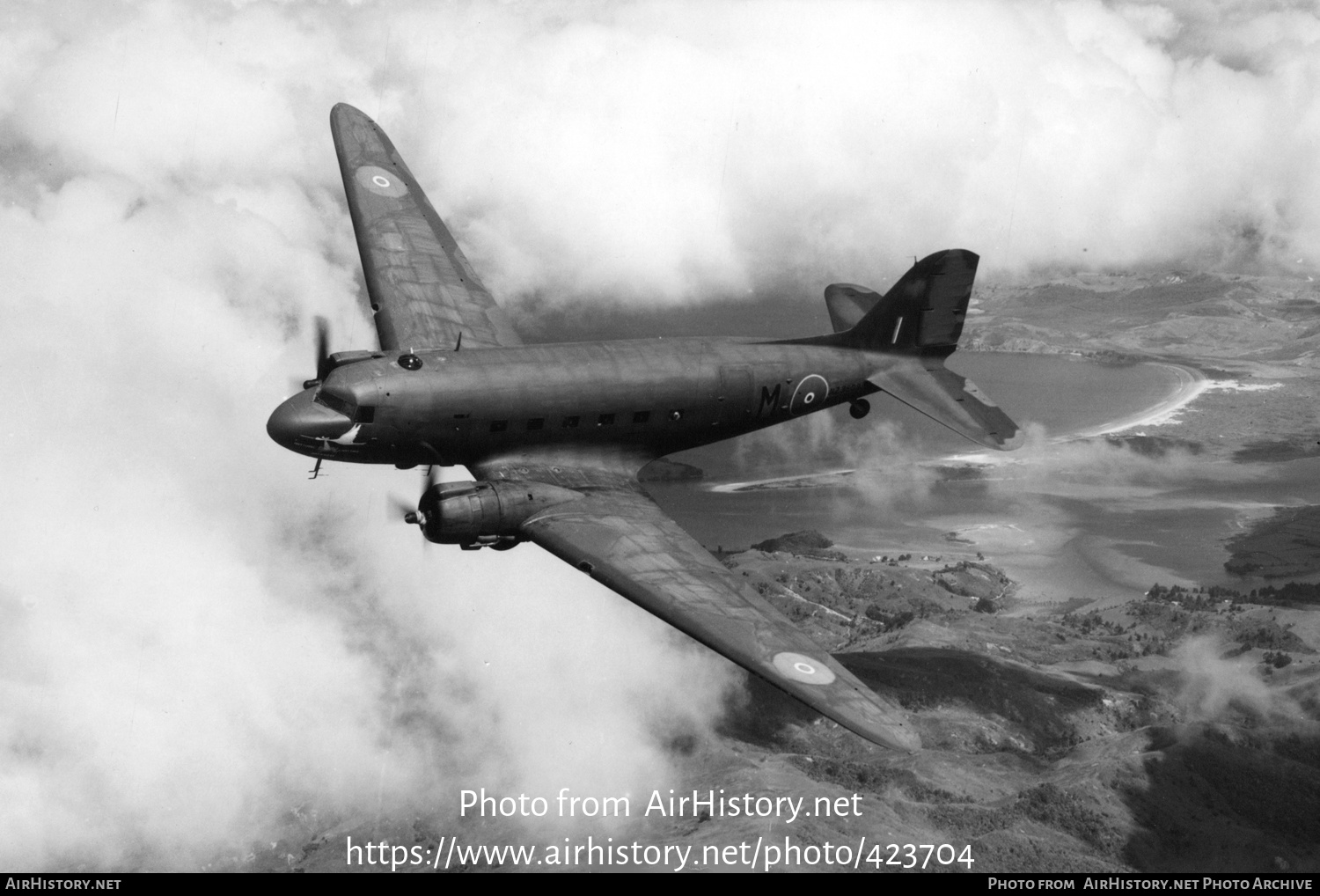 Aircraft Photo of NZ3502 | Douglas C-47A Skytrain | New Zealand - Air Force | AirHistory.net #423704