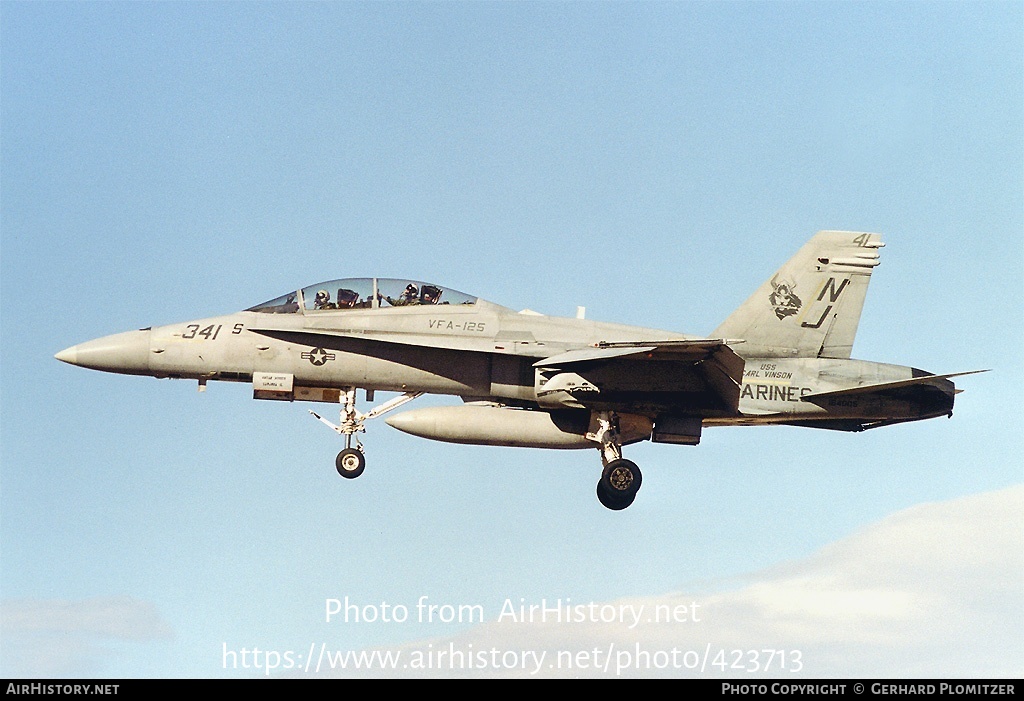 Aircraft Photo of 164005 | McDonnell Douglas F/A-18D Hornet | USA - Marines | AirHistory.net #423713