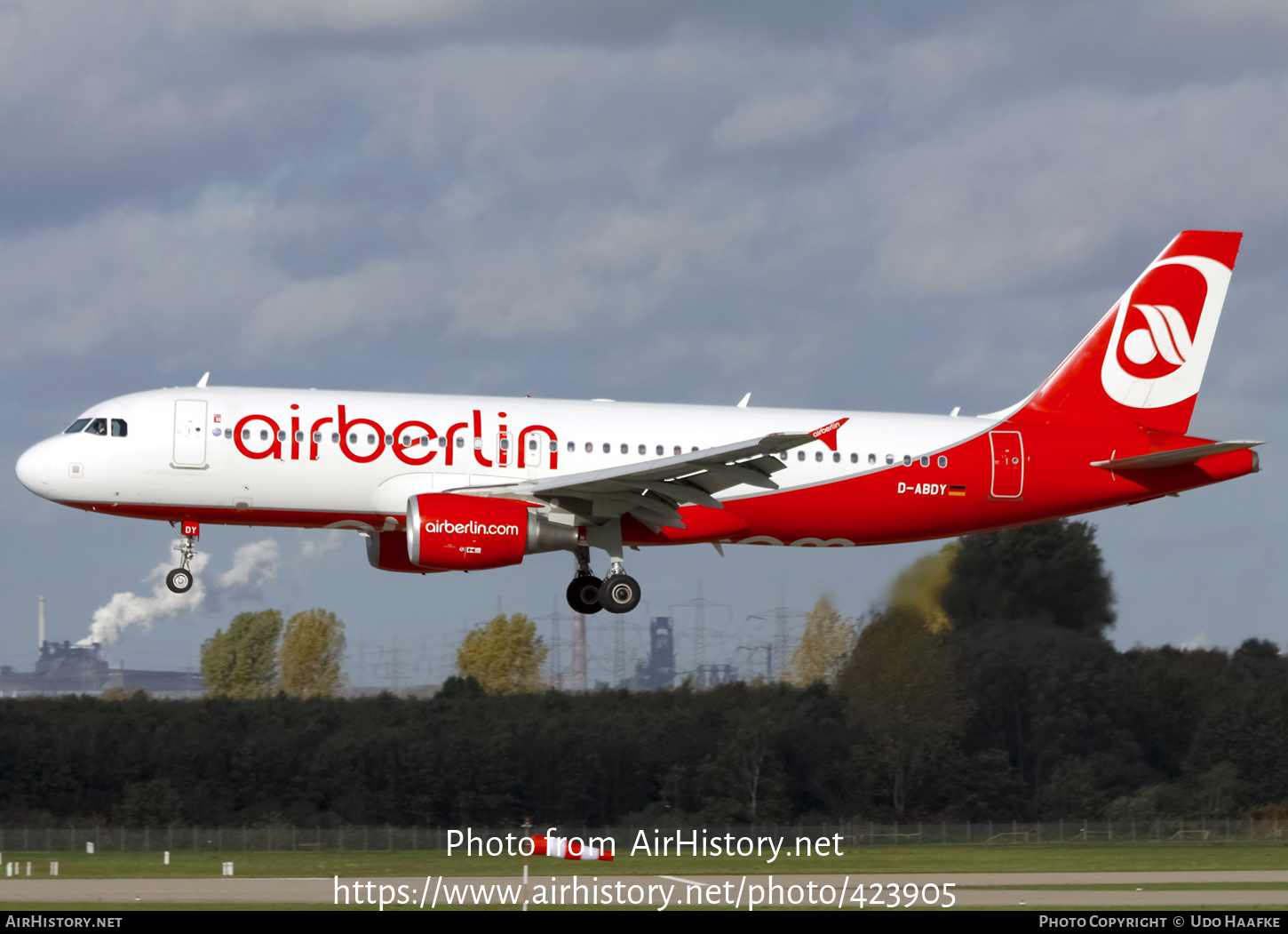 Aircraft Photo of D-ABDY | Airbus A320-214 | Air Berlin | AirHistory.net #423905