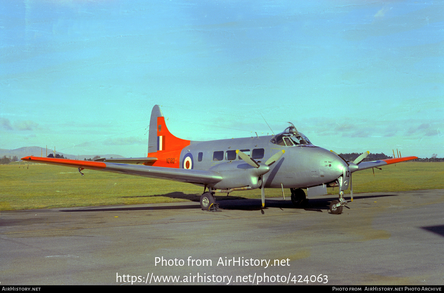 Aircraft Photo of NZ1812 | De Havilland D.H. 104 Devon C1 | New Zealand - Air Force | AirHistory.net #424063