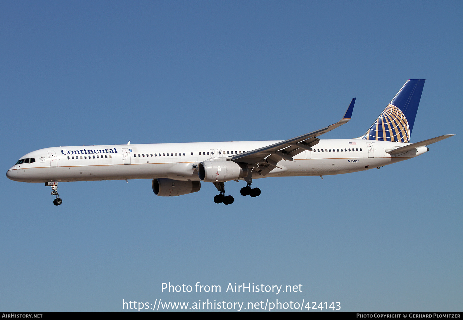 Aircraft Photo of N75861 | Boeing 757-33N | Continental Airlines | AirHistory.net #424143