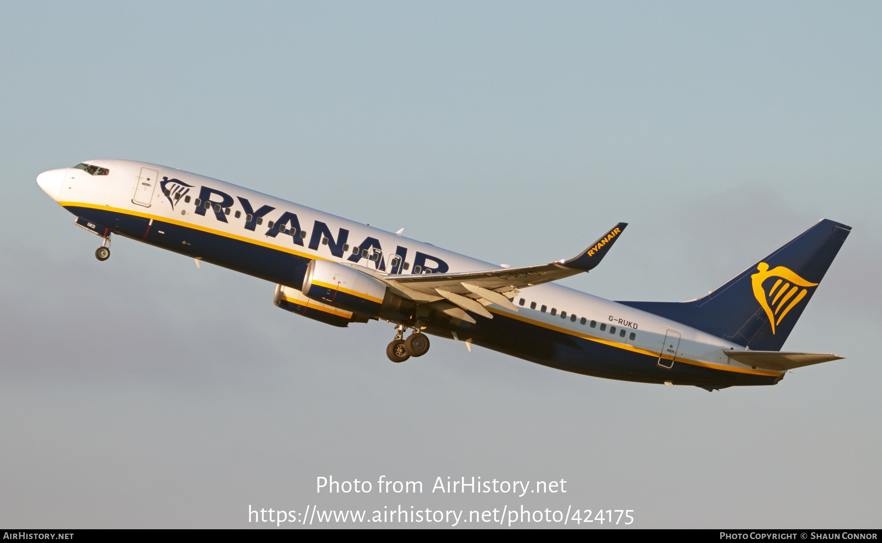 Aircraft Photo of G-RUKD | Boeing 737-8AS | Ryanair | AirHistory.net #424175