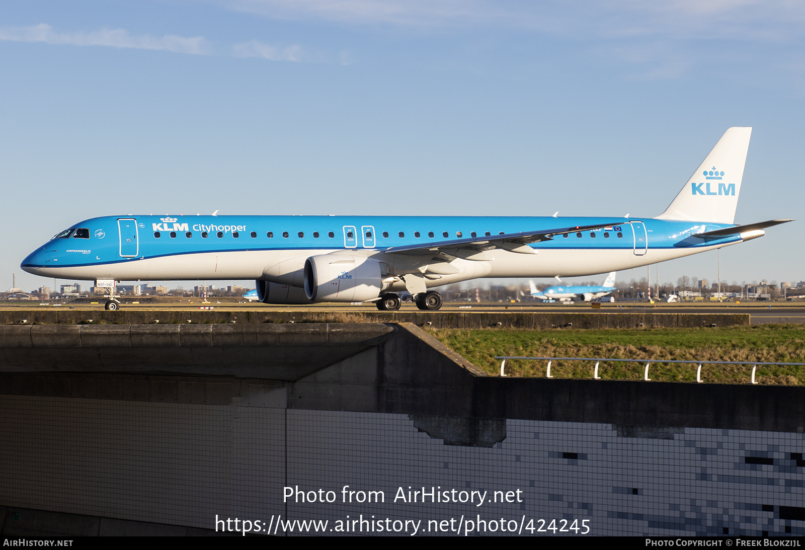 Aircraft Photo of PH-NXF | Embraer 195-E2 (ERJ-190-400) | KLM Cityhopper | AirHistory.net #424245