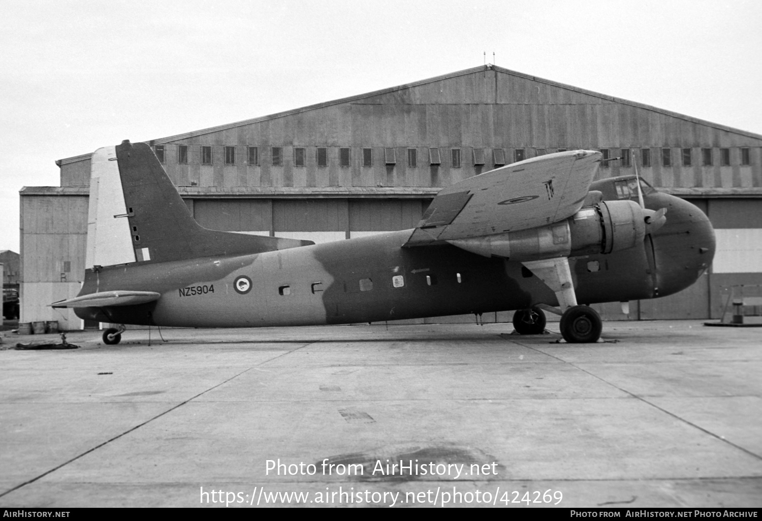 Aircraft Photo of NZ5904 | Bristol 170 Freighter Mk31 | New Zealand - Air Force | AirHistory.net #424269