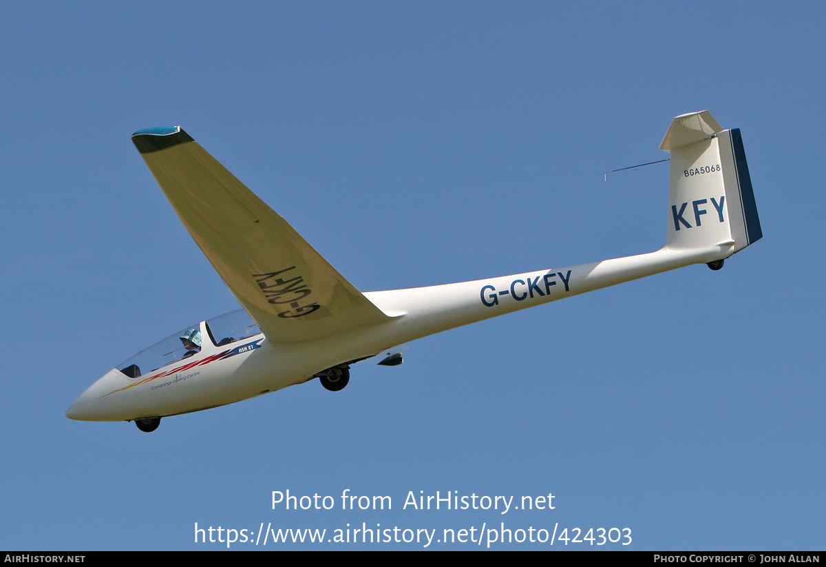 Aircraft Photo of G-CKFY / BGA5068 | Schleicher ASK-21 | Cambridge Gliding Centre | AirHistory.net #424303