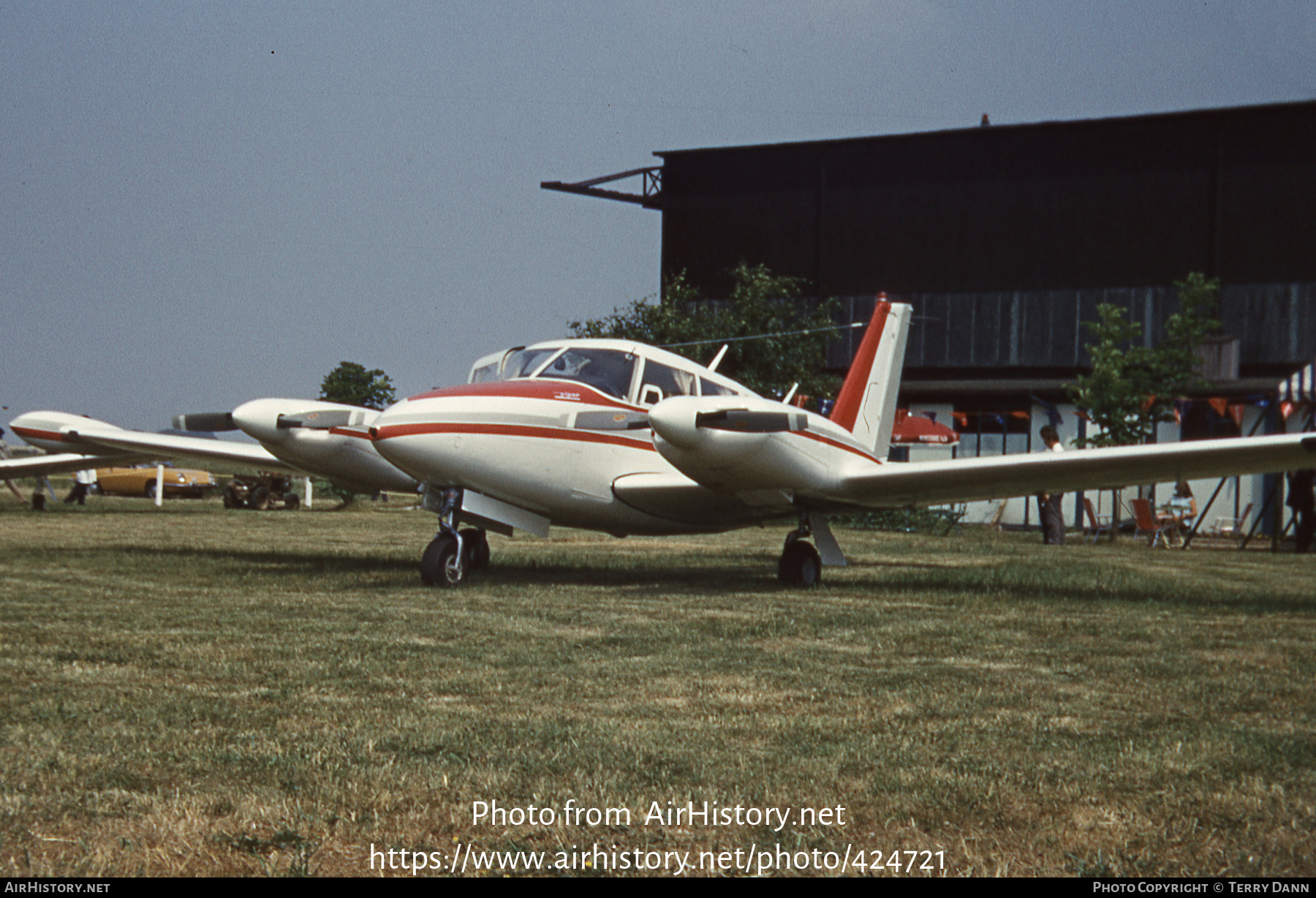 Aircraft Photo of N8853Y | Piper PA-39 Twin Comanche C/R | AirHistory.net #424721