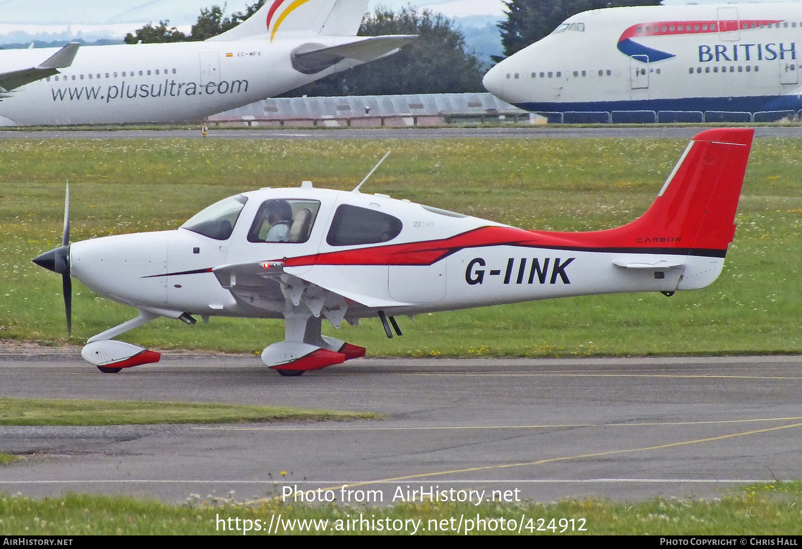 Aircraft Photo of G-IINK | Cirrus SR-22 G5-GTS Carbon | AirHistory.net #424912